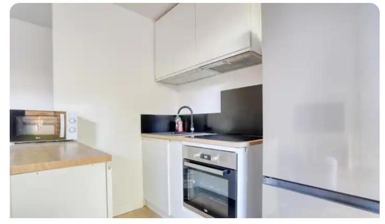 Comme Chez Vous Appartement 2 Chambres 낭테르 외부 사진